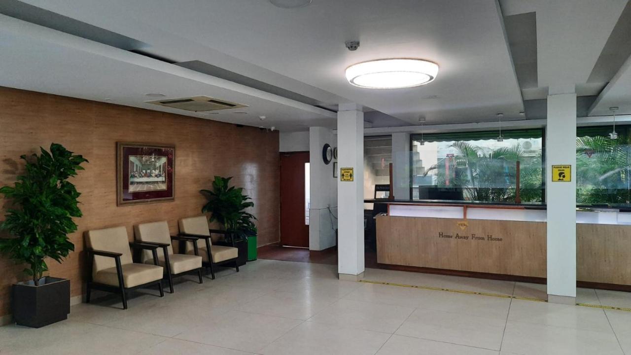 New Delhi Ymca Tourist Hostel Exterior photo