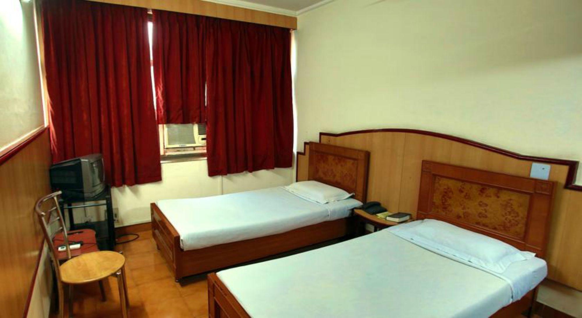 New Delhi Ymca Tourist Hostel Exterior photo